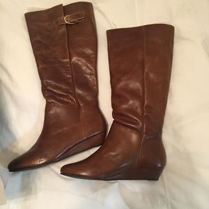 NEVER BEEN WORN Steve Madden Intyce Wedge Boot
